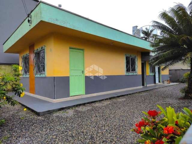 Casa de 2 quartos na Barra em Balneário Camboriú