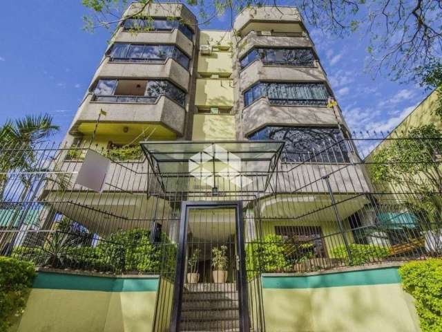 Apartamento na Glória em Porto Alegre de 2 dormitórios, vaga