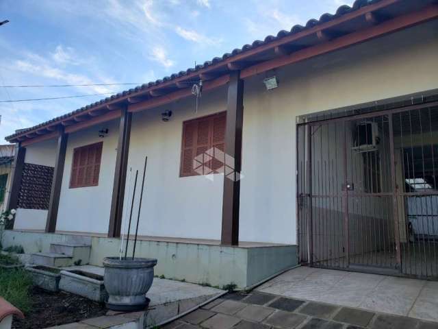 Casa 3 dormitórios Bairro Camaqua