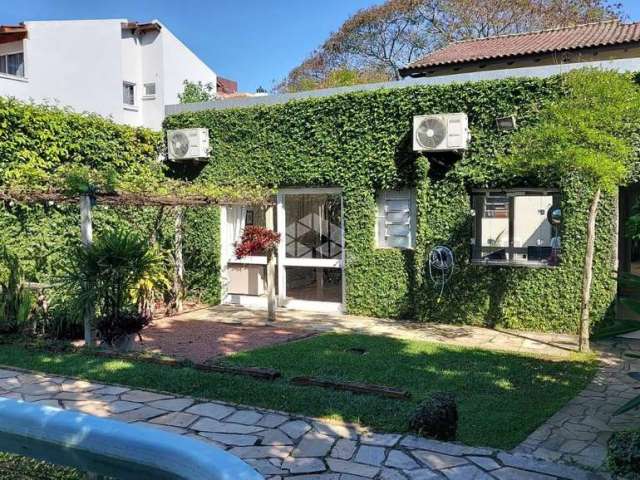 Linda casa no jardim botânico com 4 quartos e piscina