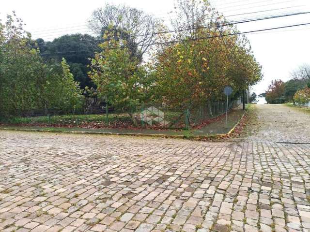 Terreno de esquina, medindo 1100 m², excelente localização em  bairro nobre da cidade