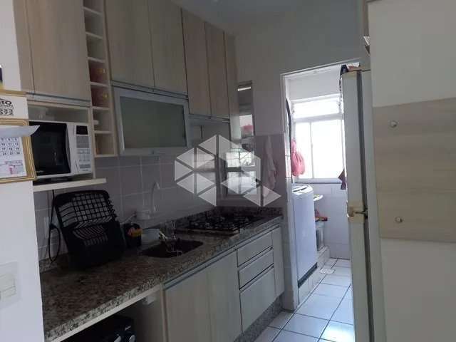 Apartamento com 02 quartos/dormitórios no bairro Serraria, em São José- SC