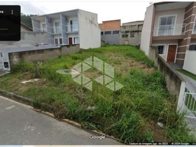 Terreno no Loteamento Residencial Jardim Botânico de São José- SC