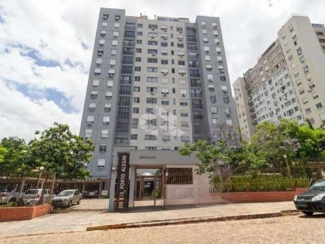 Apartamento 02 dormitórios 61m² privativos com elevador e ótima área lazer