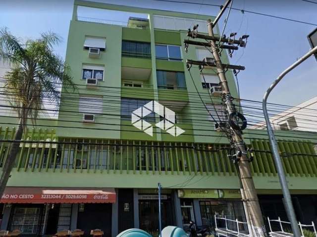 Apartamento com 1 dormitório e vaga para carro