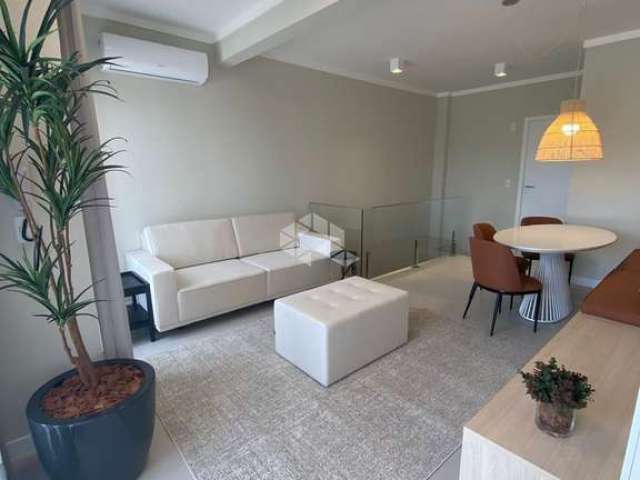 Apartamento duplex com dois quartos vista mar no Mariscal Bombinhas SC