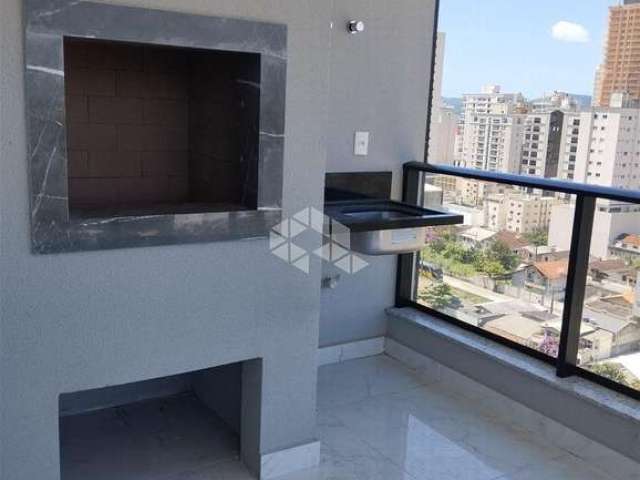 Apartamento com dois quartos na Meia Praia em Itapema SC