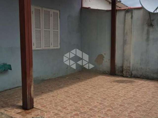 Casa com dois dormitórios na Rua Z, bairro Cidade Verde