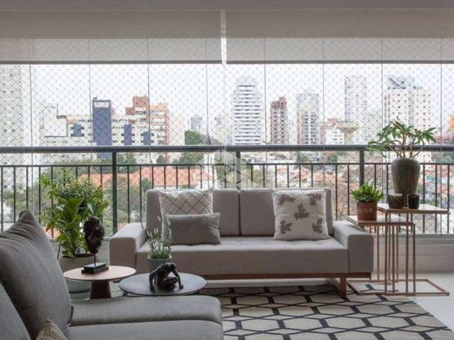 Apartamento à venda, 114 metros quadrados, 3 dormitórios (1 suíte) - 2 vagas de garagem - Vila Mariana, São Paulo - SP