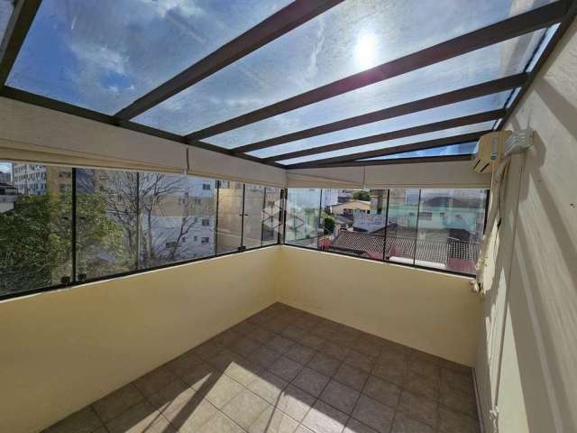 Cobertura Duplex, 3 dormitórios, 1 suíte, garagem para 2 veículos, centro, Santa Maria