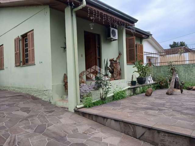 Casa 5 quartos à venda no  Bairro Nossa Senhora de Lourdes em Santa Maria