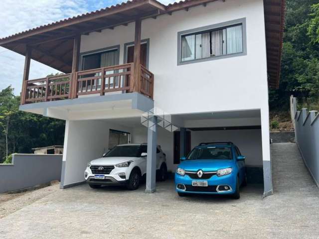 Casa de Dois Dormitorios no Ribeirão da Ilha Florianopolis/SC