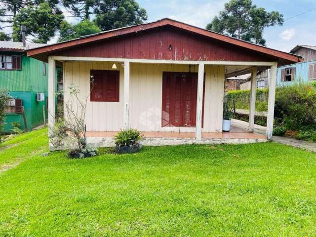 Casa a venda com 2 quartos no bairro Boeira em Canela.