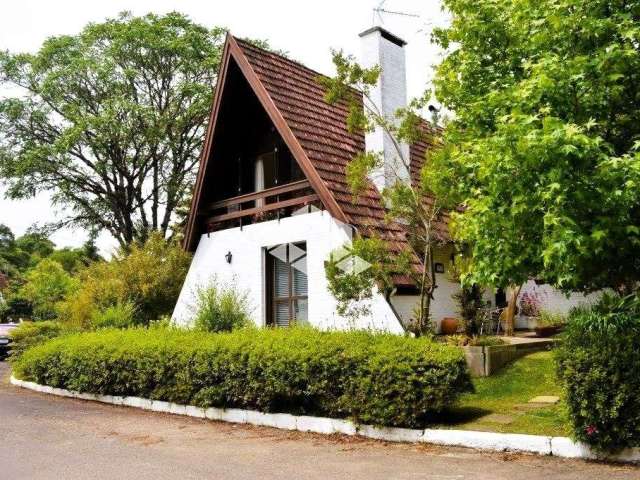 A venda casa de 2 dormitórios, localizada no Condomínio Vale do Bosque.