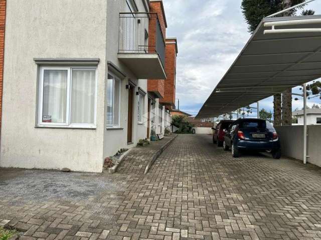 Casa a venda em Canela junto ao centro