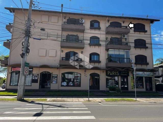 Apartamento três dormitórios centro de Canela