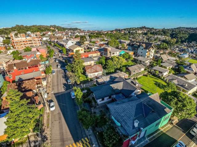 Casa em Gramado com três dormitórios