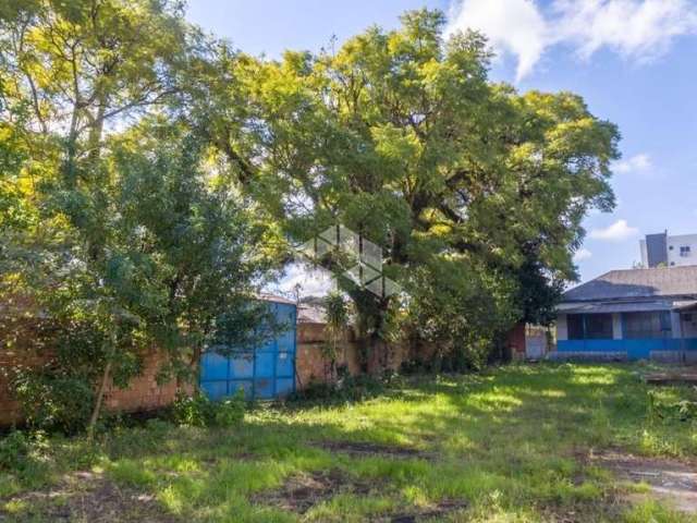 Terreno 60 x 22m, com área total de 1.320m². À venda no bairro Nossa Senhora das Graças / Canoas. Com possibilidade de financiamento FGTS.