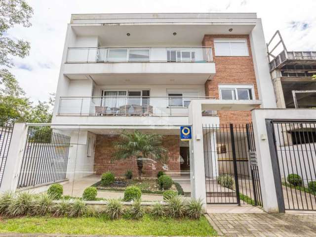 Apartamento no Centro de Canoas, 3 dormitórios, sendo 1 suíte, 2 vagas. Aceita Financiamento e FGTS