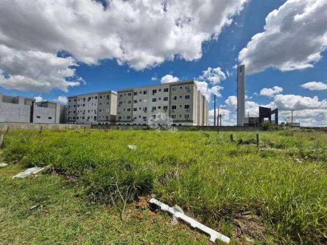 Terreno comercial de esquina de 318m² na Av. Armando Fajardo