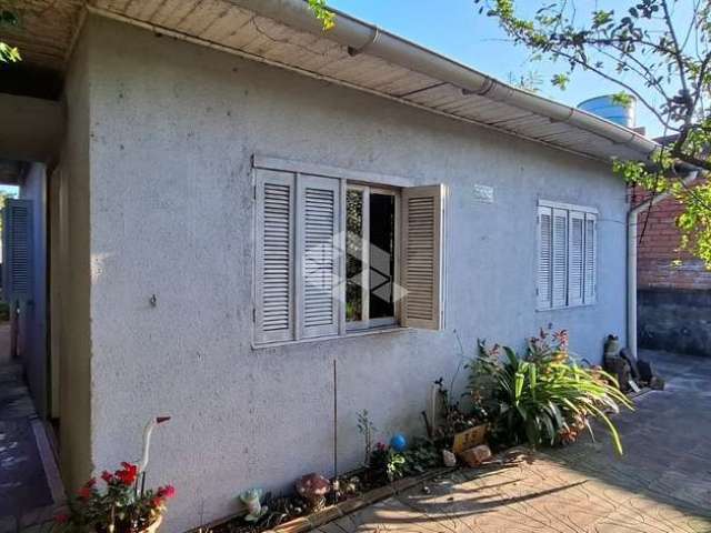 Casa 2 quartos 01 banheiro 01 vaga Bairro Niteroi Canoas