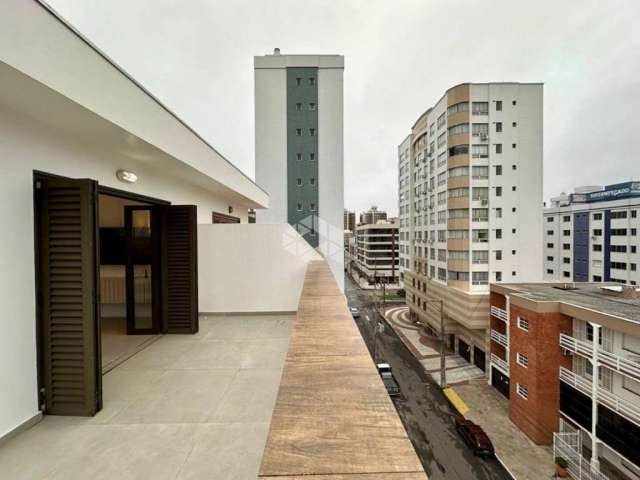 Apartamento 2 dormitórios, cobertura, 186m², no centro de Capão da Canoa