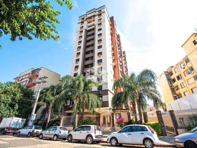 Apartamento à venda no bairro floresta, com 2 dormitórios, 1 suíte, sacada, churrasqueira, vaga de garagem, elevador e piscina