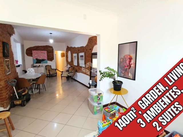 Garden com 2 suites, closed, living p/3 ambientes, reformado e repaginado no bairro floresta