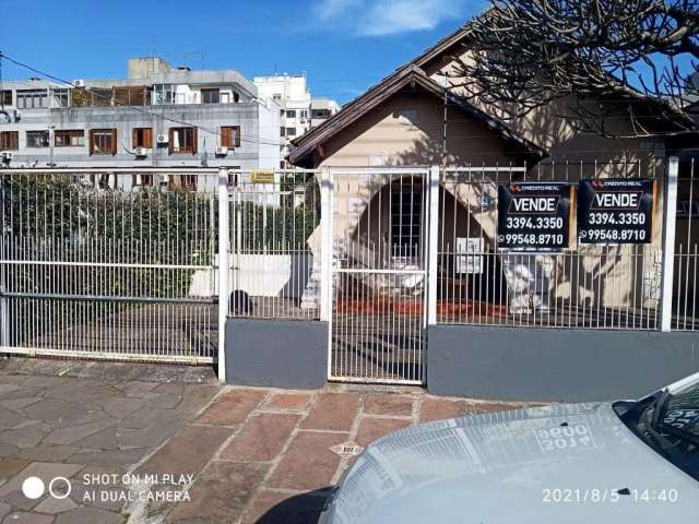 Casa térrea 3Dormitórios/ quartos à venda no bairro Boa Vista- Porto Alegre