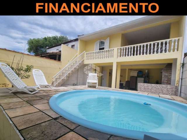 Casa com 4 quartos e 3 banheiros em Matinhos.