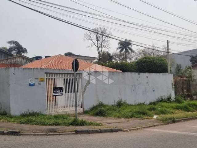 Casa com 3 quartos e 1 banheiro em Colombo-PR.