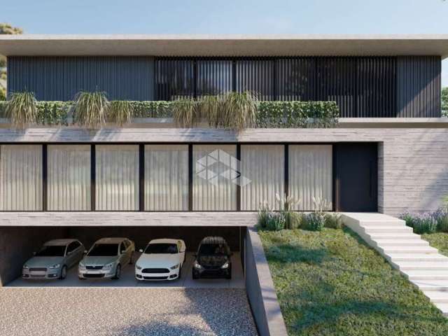 Casa com 560m² edificados num terreno de 1.050m² no Condomínio Monterey em Caxias do Sul