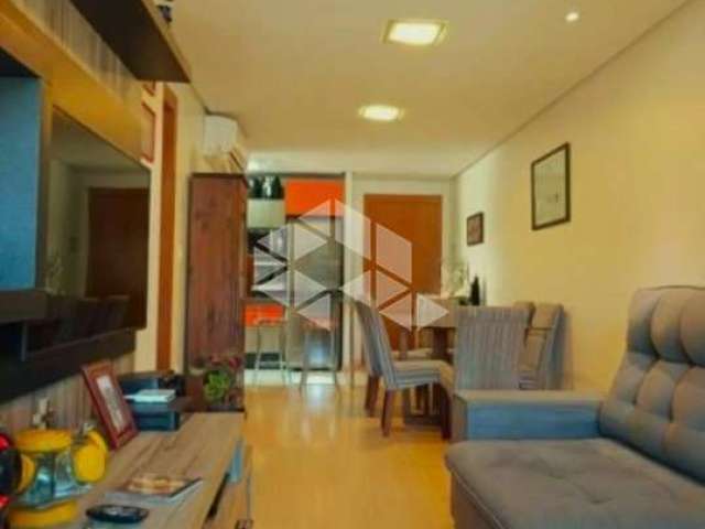 Apartamento Semimobiliado a venda de 03 dormitórios com suite no Bairro Pio X em Caxias do sul