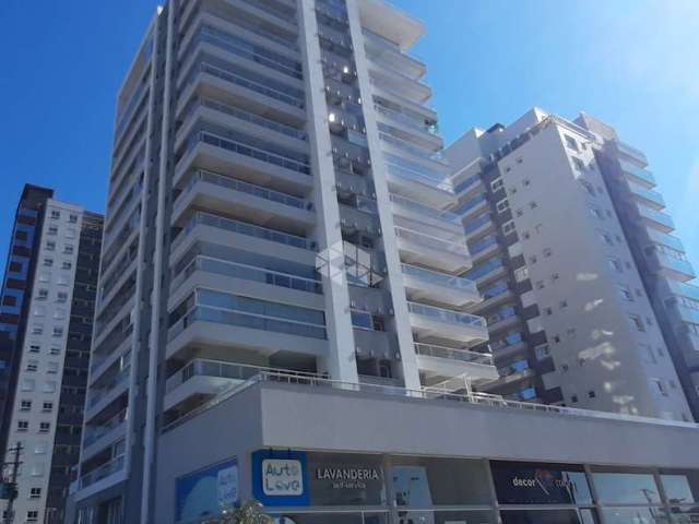 Apartamento de 03 dormitórios com suíte, Bairro Madureira  em Caxias do Sul.