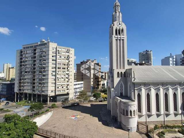 Apartamento 02 dormitorios 01 suíte  02 vagas Bairro São Pelegrino  em Caxias do Sul