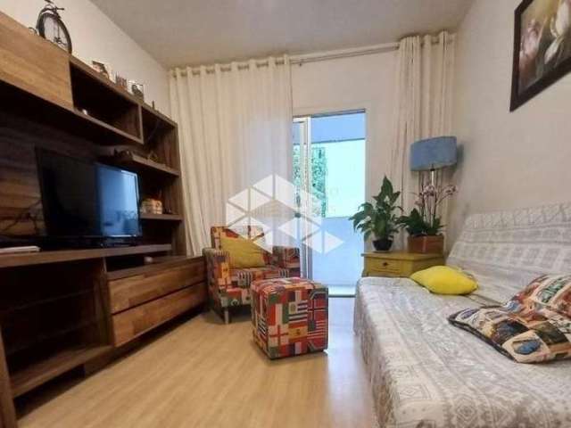 Apartamento de 2 dormitórios perto da UCS