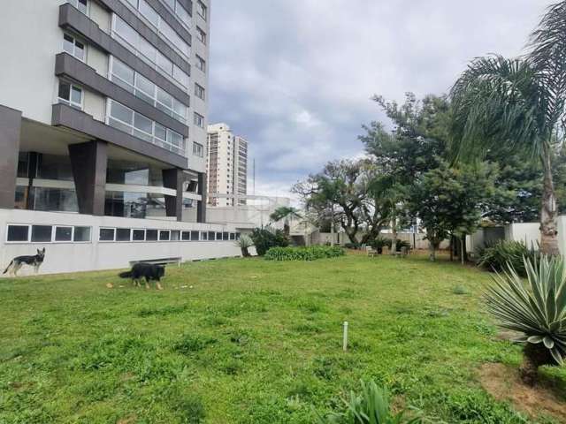 03 suítes sendo 01 máster (348m² privativos) no bairro de Lourdes em Caxias do Sul