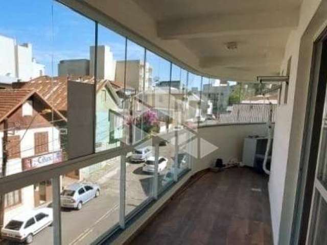 Apartamento semimobiliado de 02 dormitórios à venda no bairro Pio X, Caxias do Sul