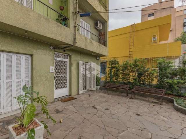 Apartamento térreo de 1 quarto no bairro Auxiliadora em Porto Alegre