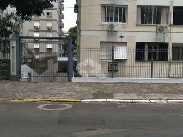 Crédito Real vende 1 box de garagem coberto. Bairro Higienópolis, Edificio residencial