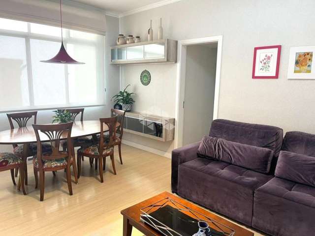 Apartamento de 2 Dormitórios no Bairro Santana