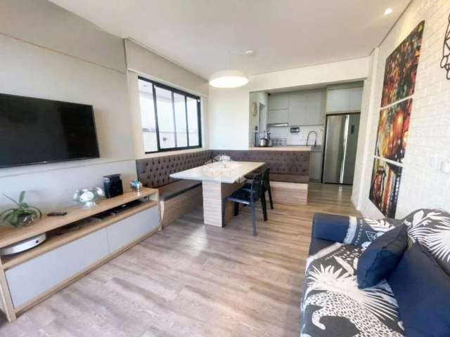 Apartamento a Venda em Balneário Piçarras, a 50 m do mar