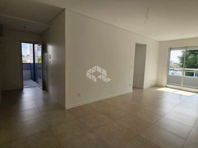 Apartamento 3 dormitórios em Capoeiras, Florianópolis-SC