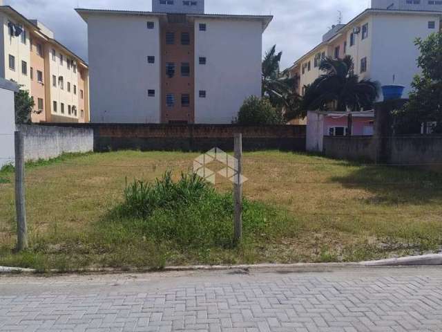 Terreno á venda com 320m²  no Bairro Aririu- Palhoça- SC