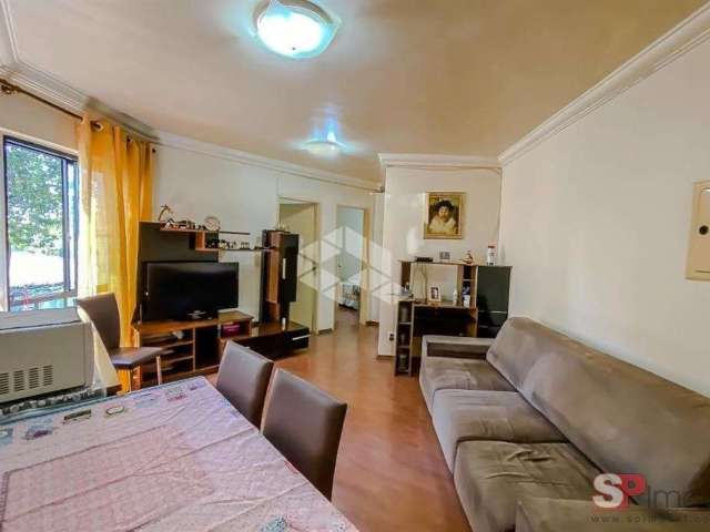 Apartamento com 2 dormitórios no Canindé