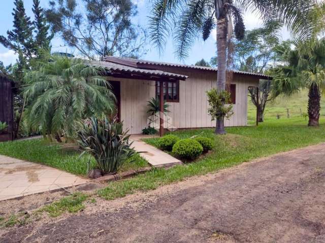 Sítio à venda com 4 hectares de terra e duas casas em Paverama