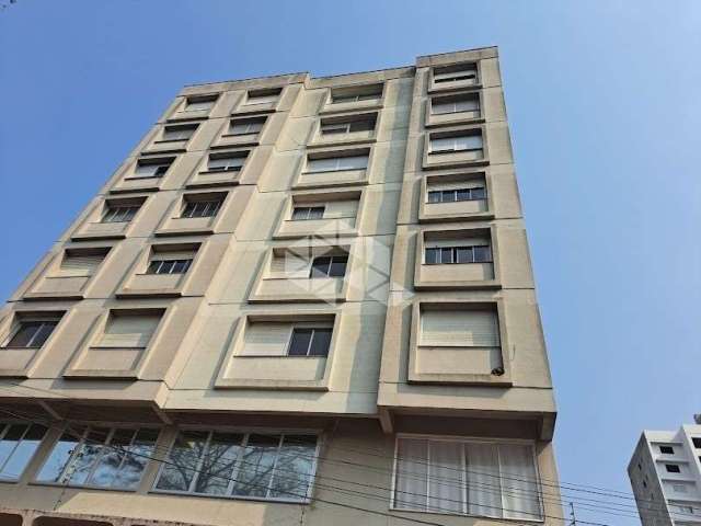 Apartamento de 02 Dormitórios no Centro de Farroupilha