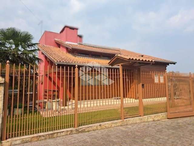 Casa com 04 dormitórios no Bairro Imigrante em Farroupilha