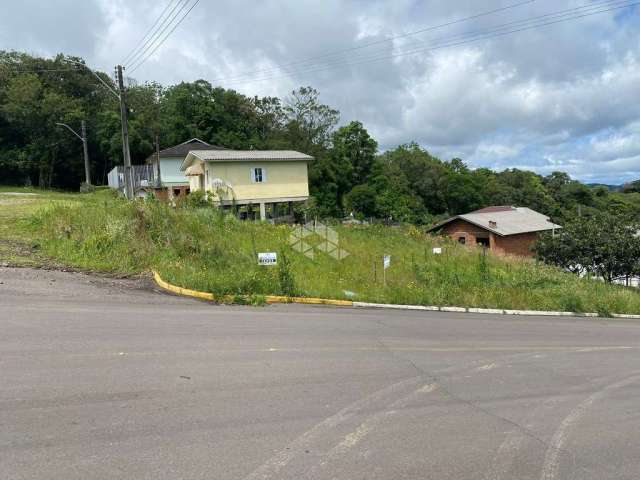 Terreno de esquina no Bairro Monte Verde