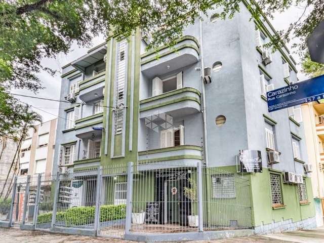 A venda apartamento de 5 dormitórios, no bairro Petrópolis, em Porto Alegre/RS.